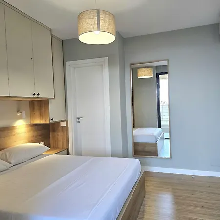 Pavel 306 * Sarandë
